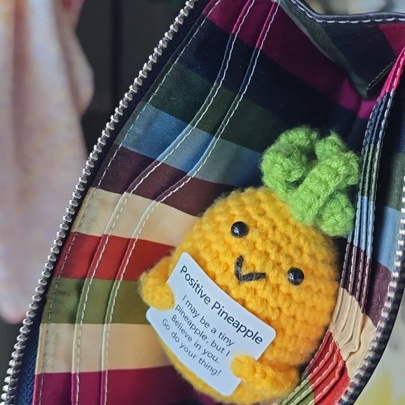 Coach DENIM POPPY Legacy LINED large Wristlet. Fits Iphone RARE - Picture 6 of 15